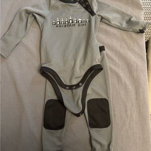 Kids Patagonia base layer 12-18months